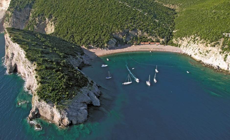  Crna Gora - Arapi zainteresovani da kupe Kraljičinu plažu  