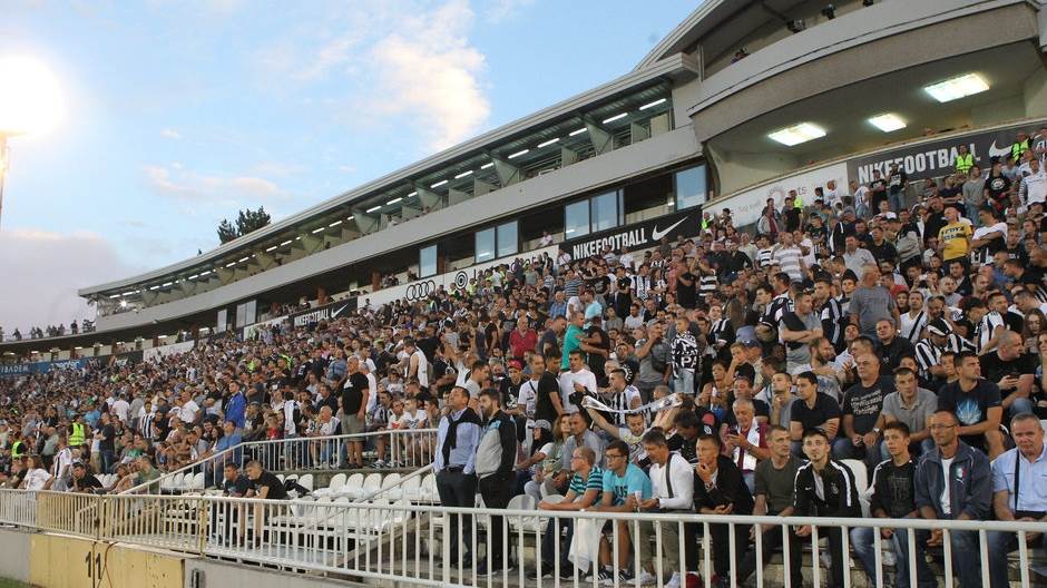  Partizan navijači UEFA kazna Molde 