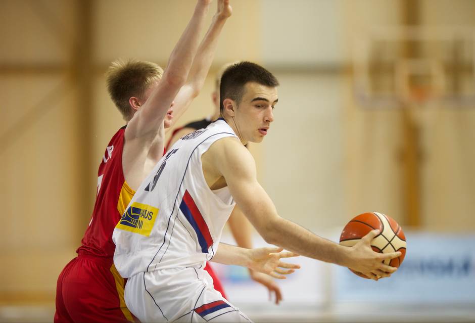  Srbija - Letonija, finale košarkaškog Evropskog prvenstva za juniore  
