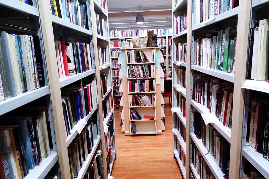  Telekom Srbija donirao knjige školskim bibliotekama širom Srbije 