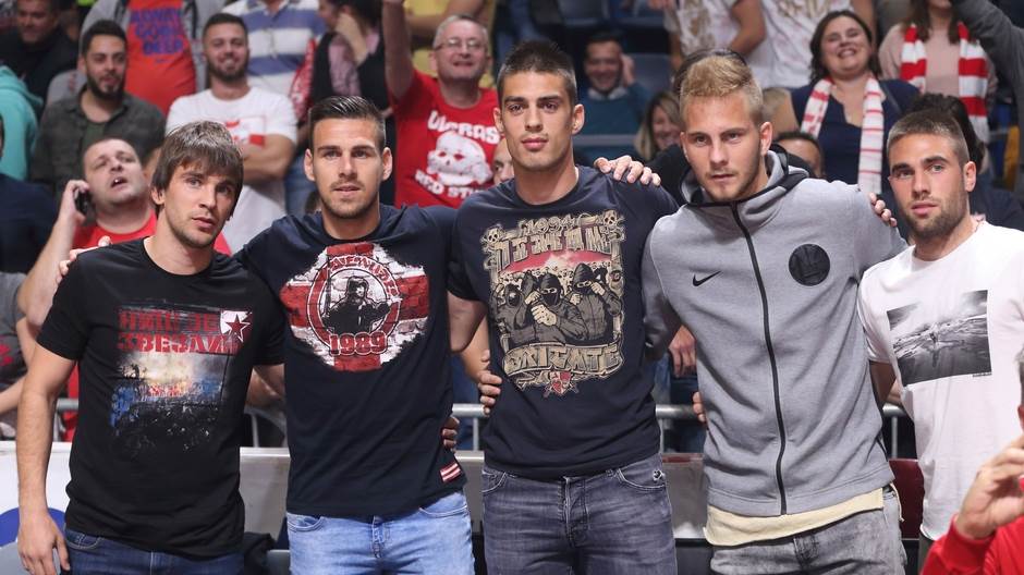  Savić, Gobeljić i Stojković na Instagramu proslavili vesti o Zvezda - CSKA FOTO 