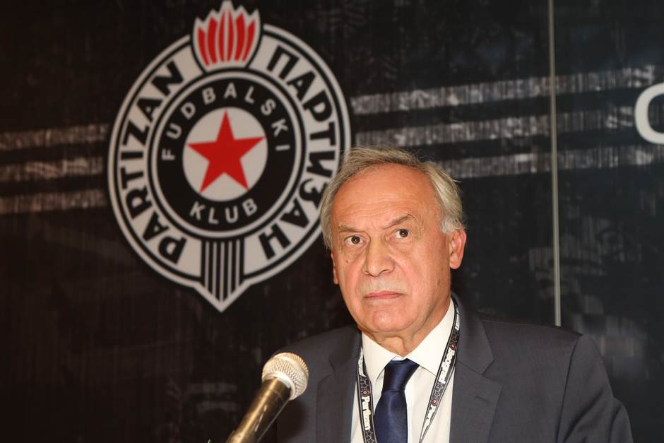  Milorad Vučelić posle eliminacije Partizana u Ligi Evrope 