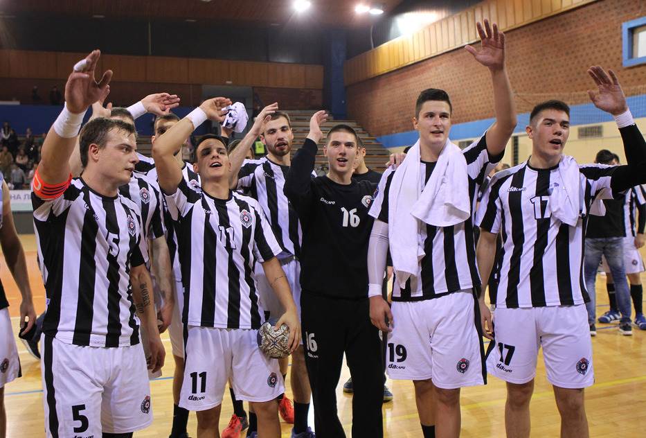  Rukomet: Partizan - Zvezda 32:28, Darko Stevanović dao 15 golova 