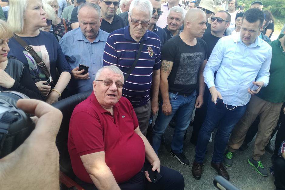  Novinar Dragoljub Žarković sahrana radikali SRS 