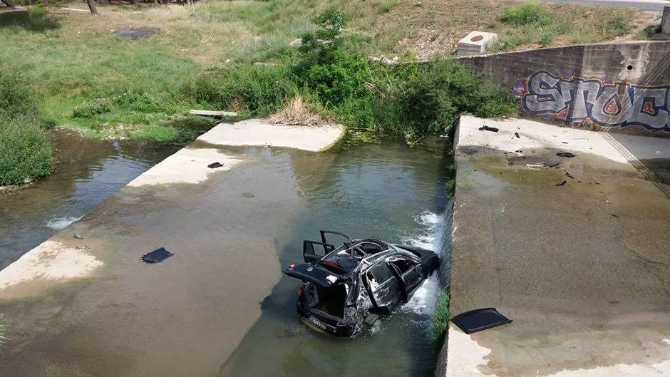  Automobilom sleteli u reku (FOTO, VIDEO) 