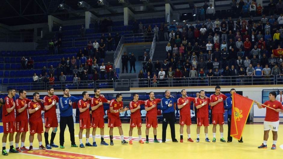  Crna Gora pobedila Dansku u rukometu 32:31 
