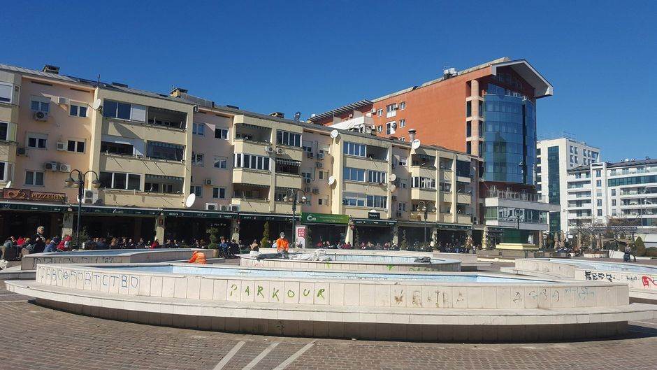  Muž tukao ženu u centru Podgorice građani prebili njega 