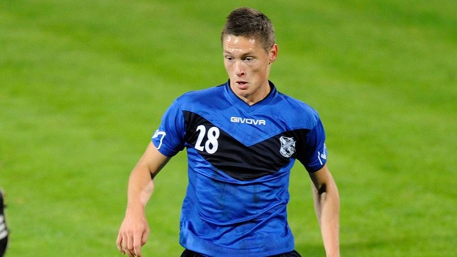  Nemanja Ahčin potpisao za FK Vojvodina 