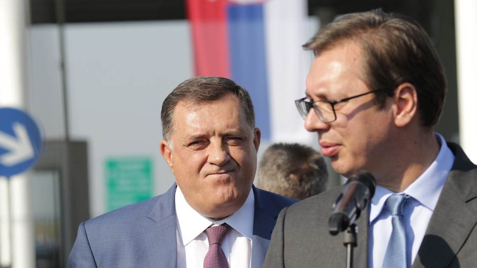  Milorad Dodik: Vučić pokzhao Ivaniću naloge za prisluškivanje 