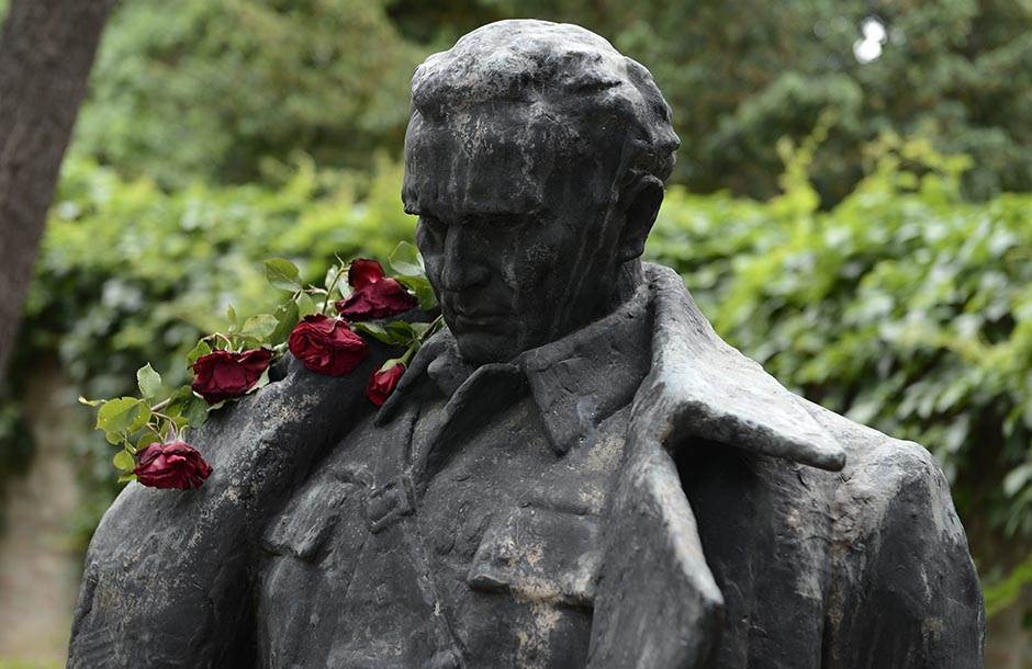  Josip Broz Tito umro 4. maja 1980. 