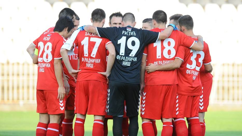  Superliga 12. kolo: Radnički - Zemun 2:0, Siniša Babić dva gola 