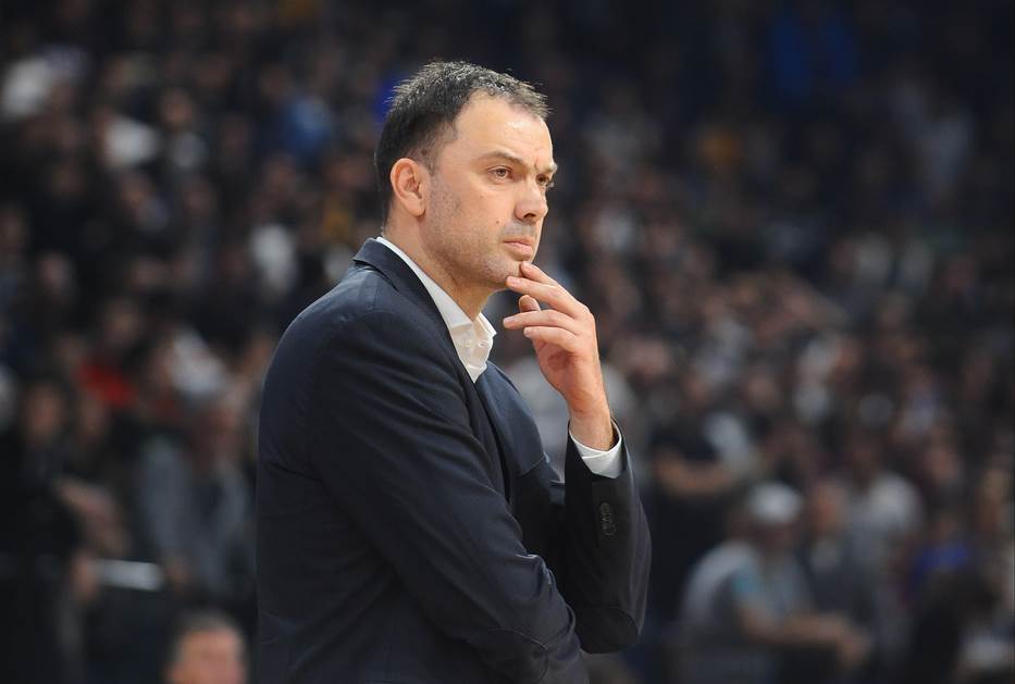  Nenad Čanak podneo ostavku i nije više trener KK Partizan 