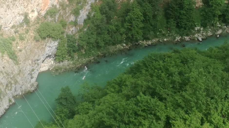  Reka Tara uništena gradnjom autoputa 