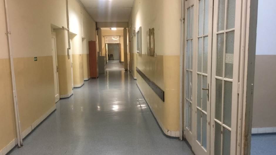  Hapšenje u Kliničkom centru u Kragujevcu zbogkupovine medicinske opreme i malverzacija 