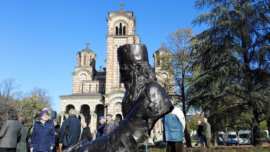  Spomenik patrijarhu Pavlu - zašto lebdi - Vesić 