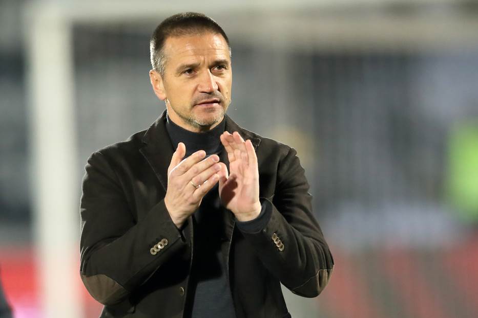  Zoran Mirković podneo ostavku u FK Partizan posle poraza od Voždovca 1:0 