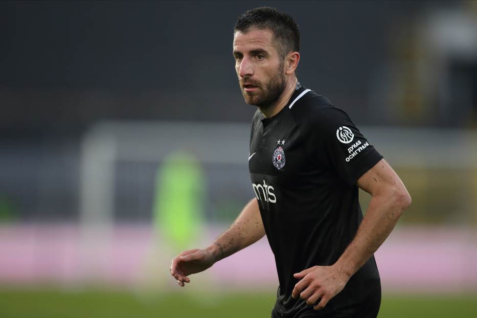  Zoran Tošić brzo zamenjen ali nije ozbiljno povređen FK Partizan - Napredak 2-1 Superliga 2019 