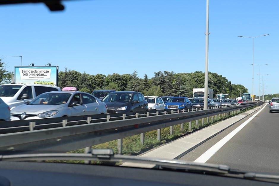  Sudar autoput Francuska saveti za bezbednu vožnju 