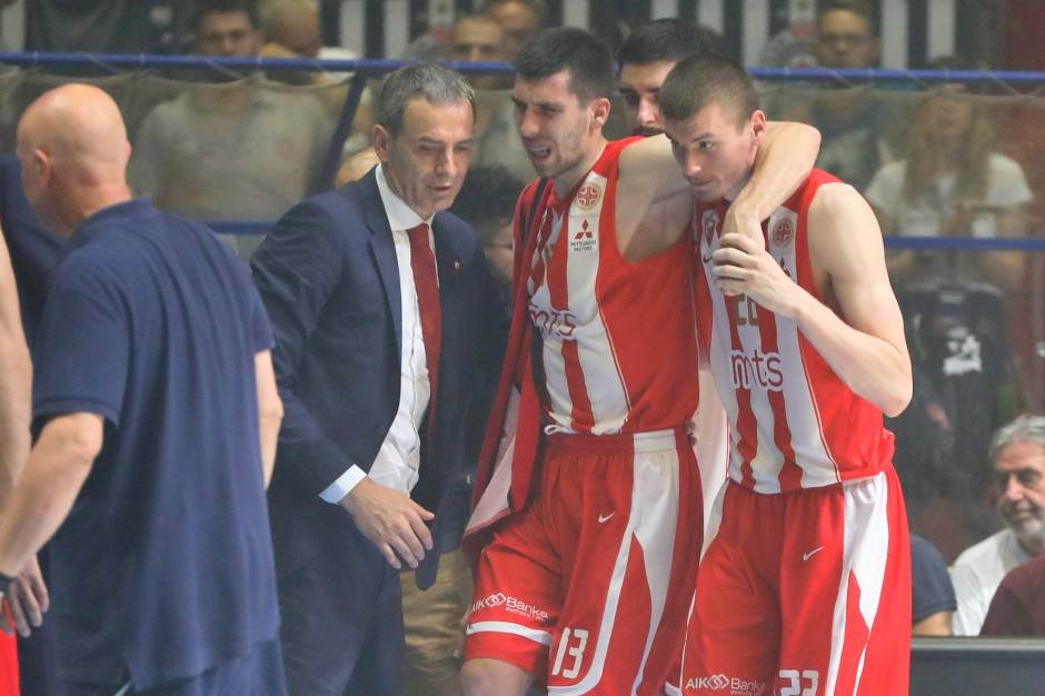  Ognjen Dobrić povreda skočni zglob na Partizan - Crvena zvezda 