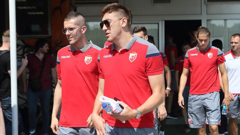  Ponuda za Milana Pavkova se ne odbija, kaže sportski direktor Crvene zvezde Mitar Mrkela 