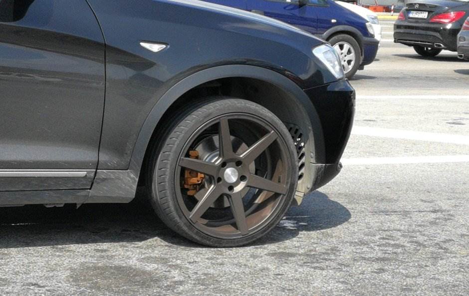  Niskoprofilne gume uništavaju automobile 