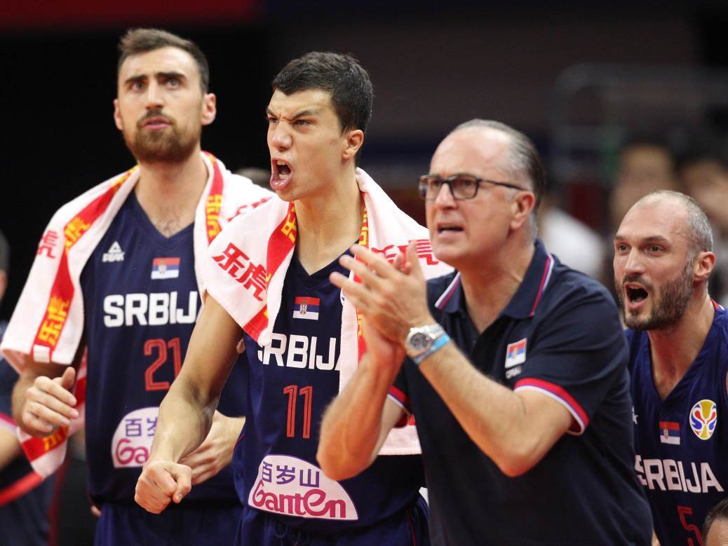  Aleksandar Vučić pohvala odbojkašice i košarkaši Srbije 