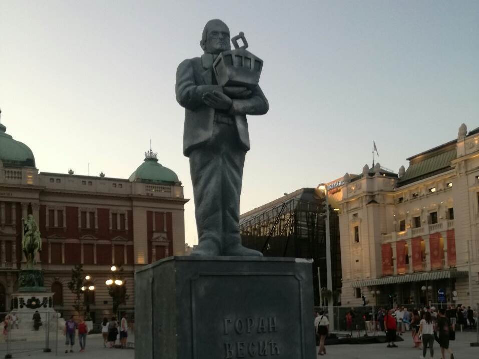  Goran Vesić dobio spomenik 