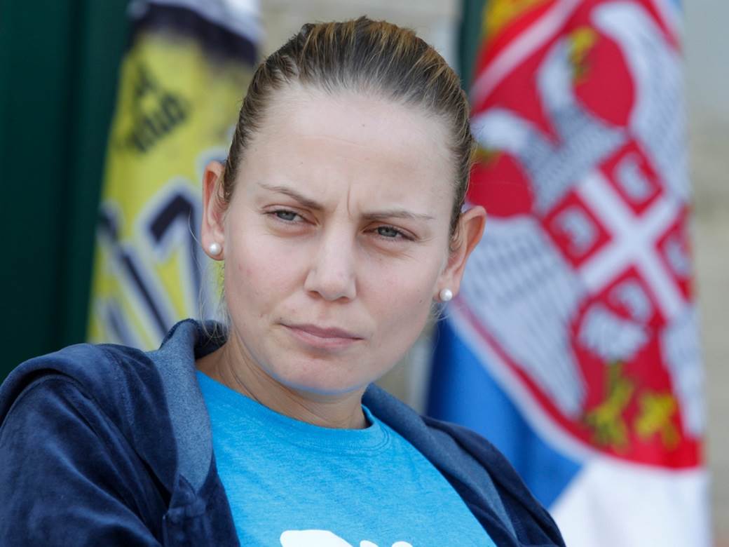  Jelena Dokić bivša teniserka koronavirus u Australiji prazni rafovi 