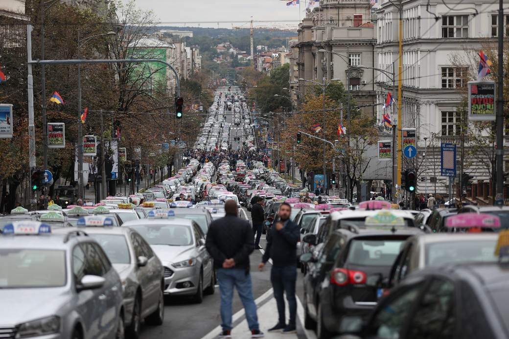  Beograd - Protest taksista od 13 do 15h 
