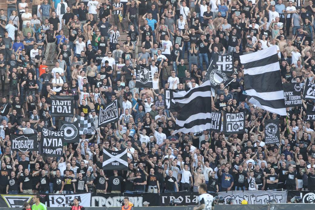  Miloš Vazura FK Partizan: Dobra odluka da se mečevi igraju pred navijačima posle korona virus 
