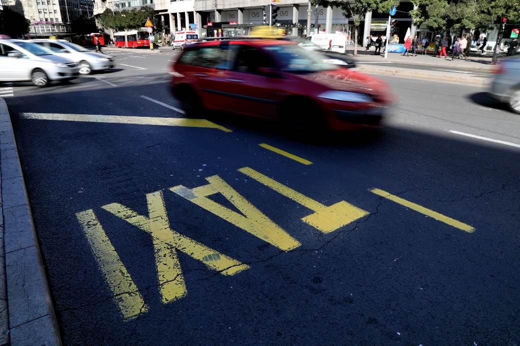  Koliko je Beogradu potrebno taksi vozila 