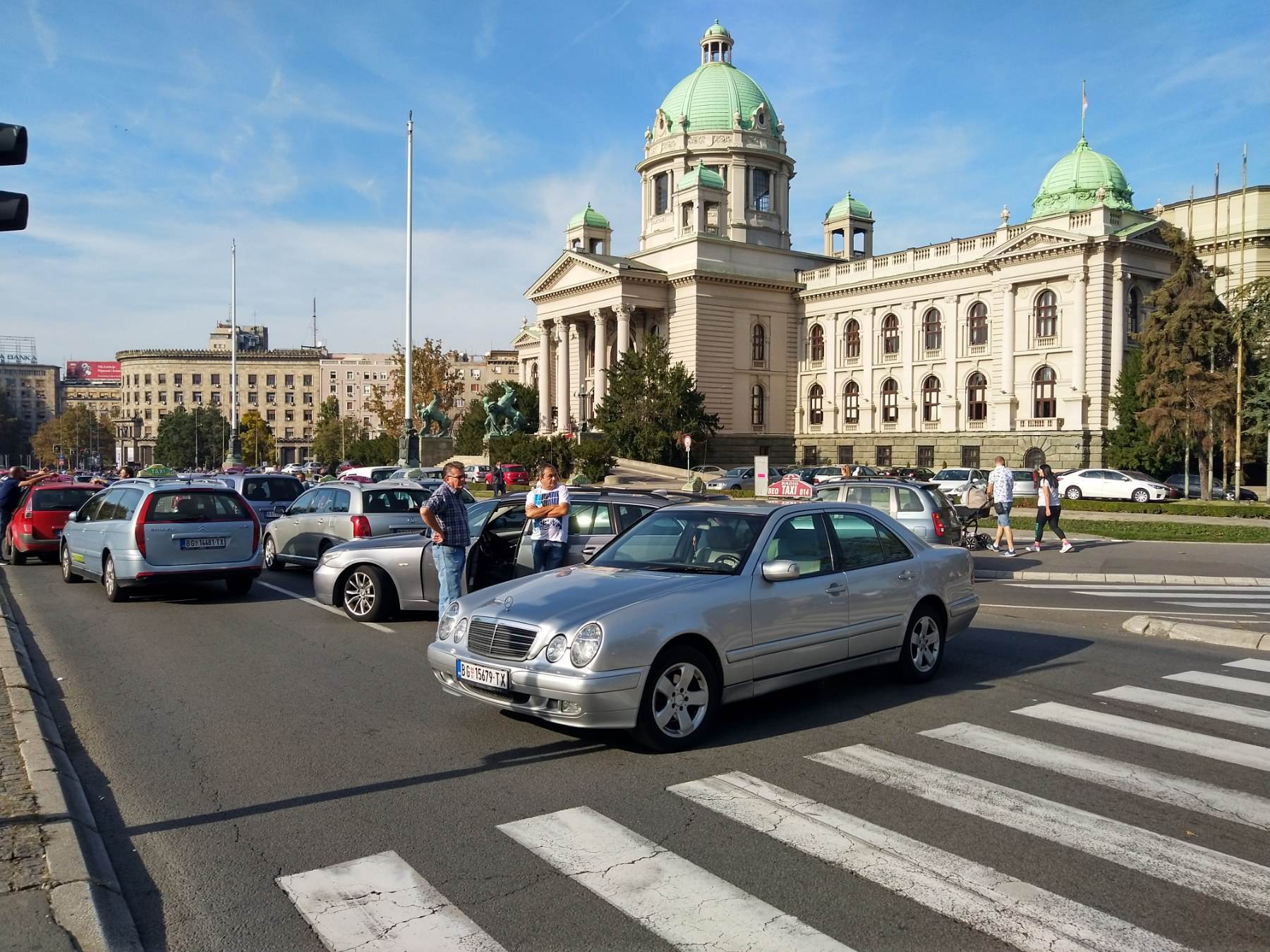  Država će kupiti nova vozila taksistima? 