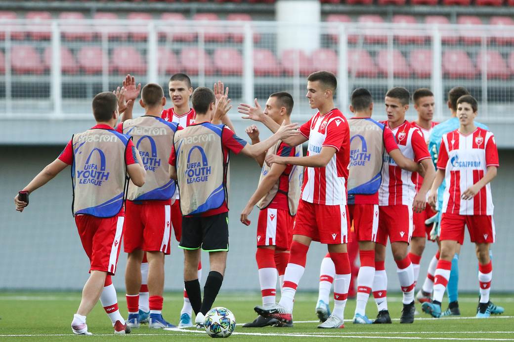  Crvena zvezda - Totenhem 2:0, Liga šampiona za mlade 