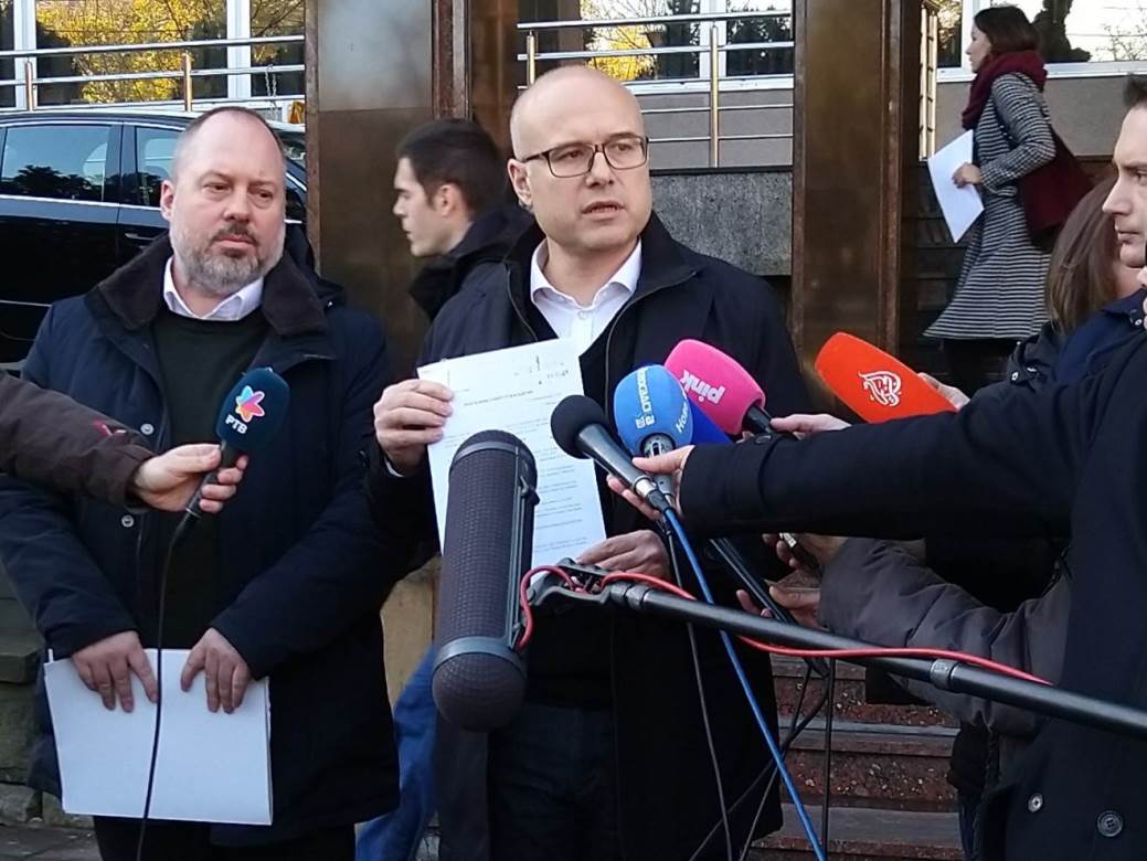  Miloš  Vučević podneo krivičnu prijavu protiv Aleksandra i Andreja Vučića 