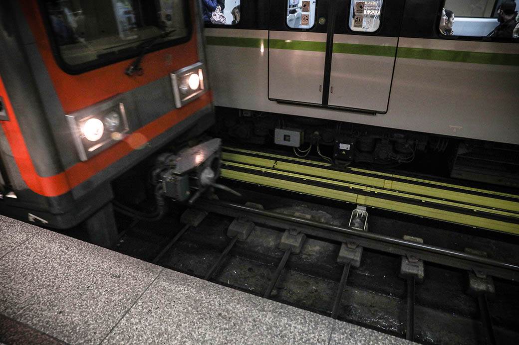  U sudaru u metrou jedna žrtva, 41 povređeni 