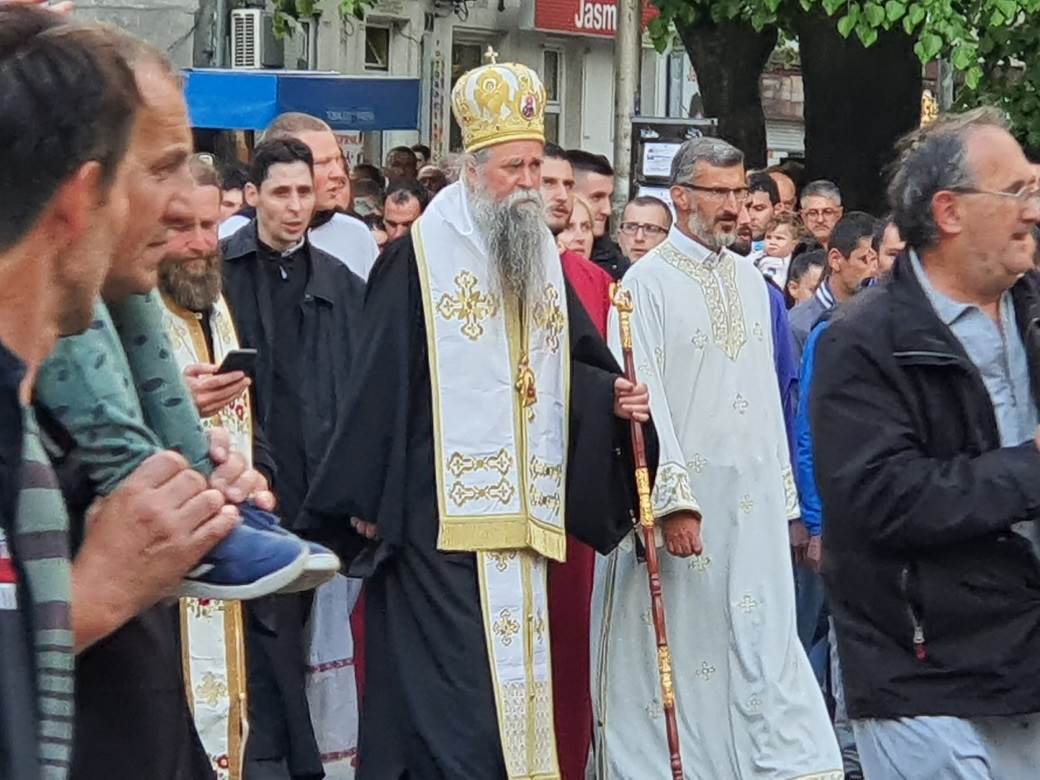  Crna Gora Milo Đukanovć nije kršten a hoće da osniva crkvu, kaže Joanikije 