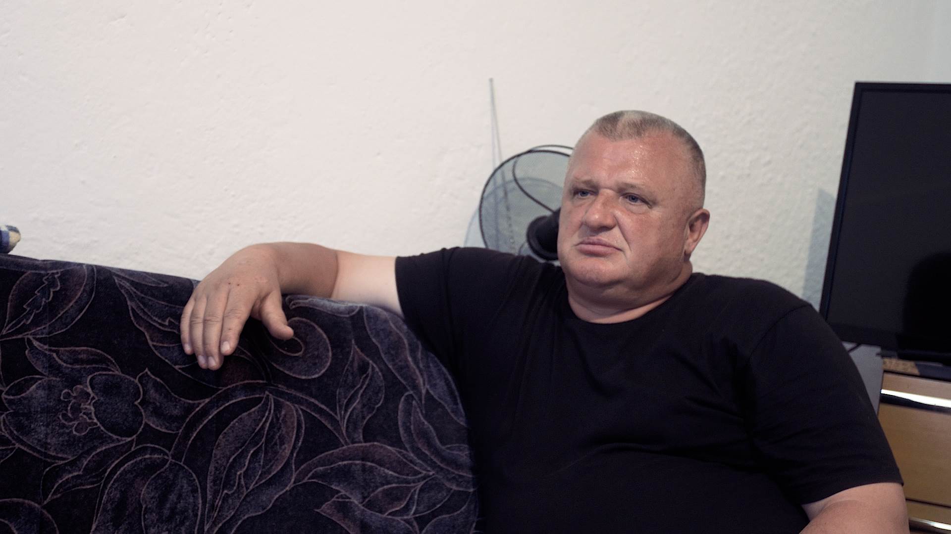  Policajac sa Maksimira Refik Ahmetović VIDEO: Ubio bih Zvonimira Bobana, intervju za MONDO 