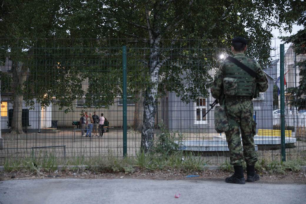  Srbija - Vojska  Srbije - Migranti - Migranti ne predstavljaju pretnju po naše građane  