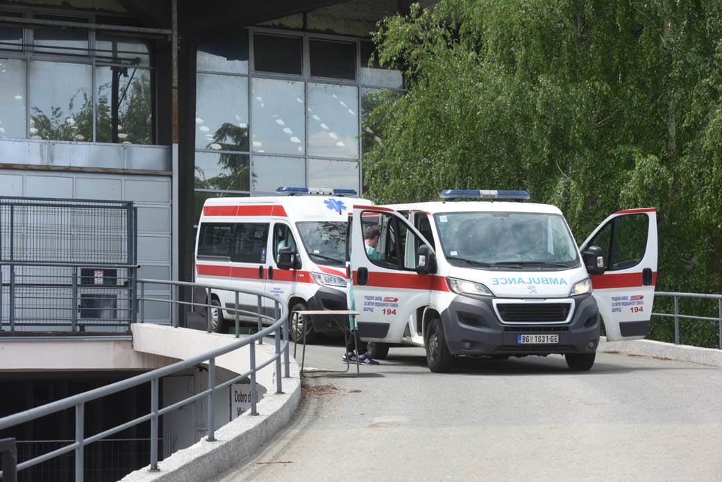  krusevac devojka skocila s prozora bolnice preminula 