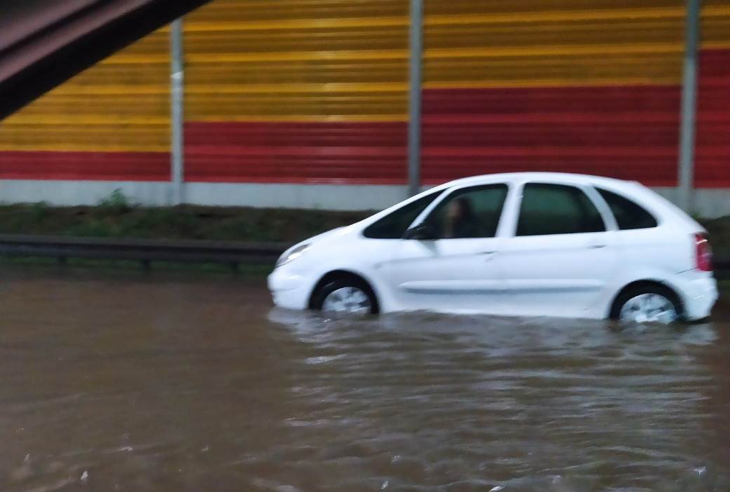  Pljusak u Beogradu, poplavljene ulice 