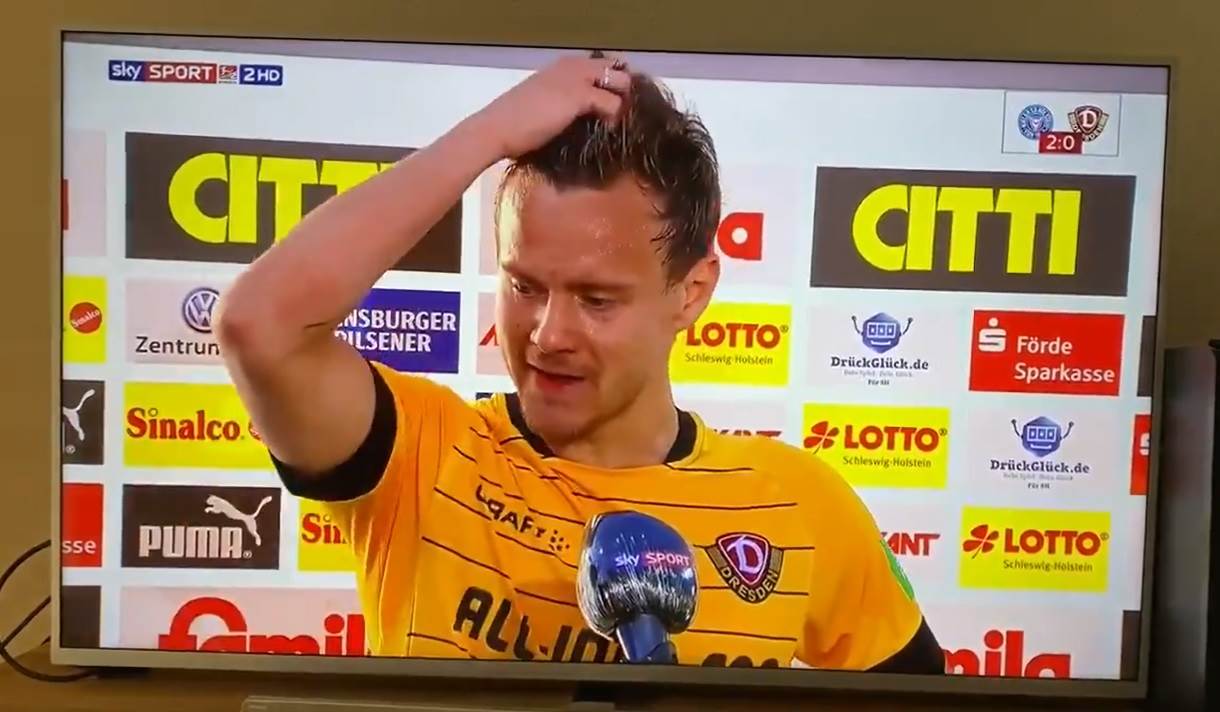  Dinamo Drezden fudbaler Kris Lev plače pred TV kamerama (VIDEO) 