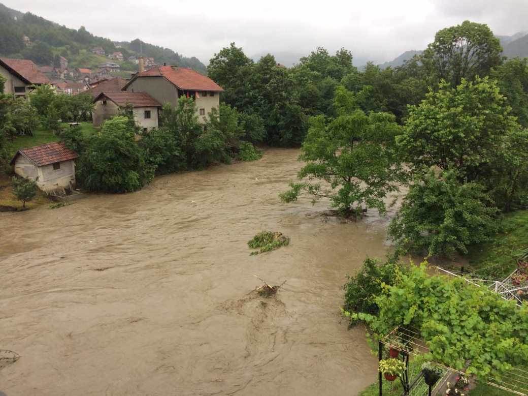  Poplave i klizišta u BiH 