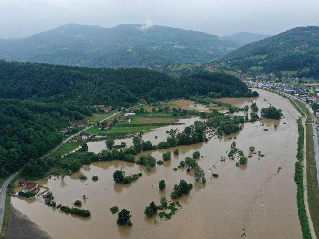  Da li Srbiji prete poplave  