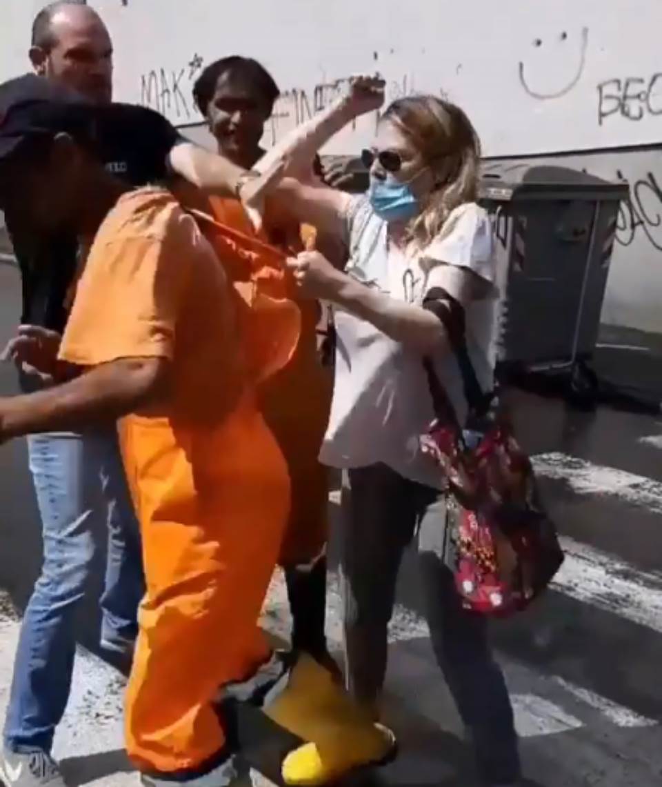  Beograd Lion žena napala radnika Gradka čistoća pranje ulica video 