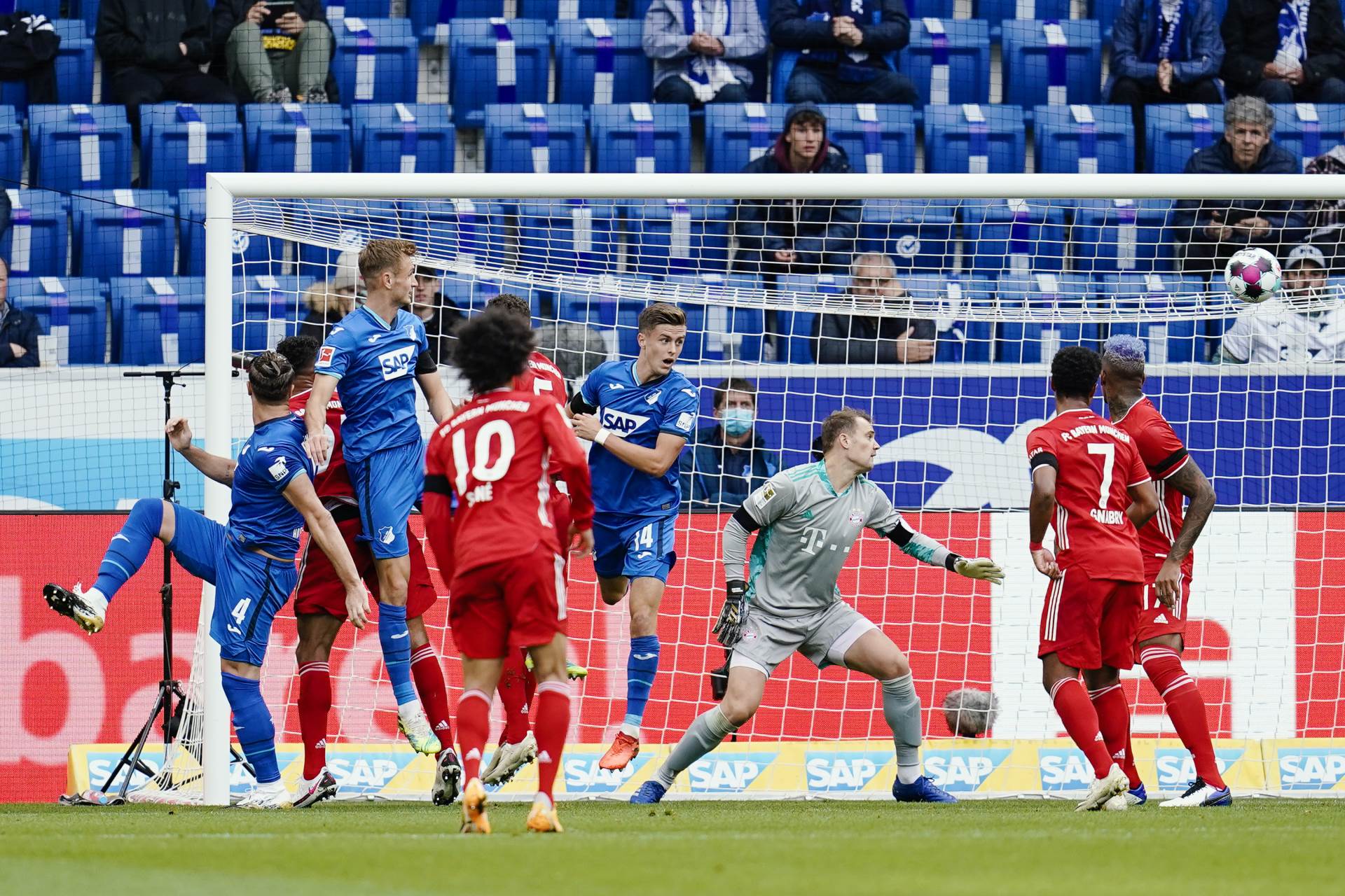  Hofenhajm - Bajern Minhen 4:1 Bundesliga Kramarić i Bičakčić poraz posle 295 dana 