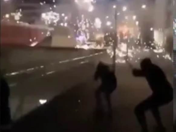  Napad-policijska stanica-Pariz-video 