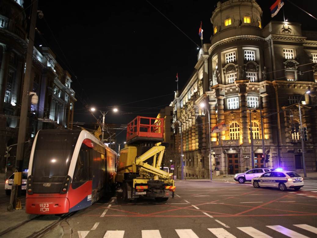  saobracajka tramvaj kamion nemanjina vlada srbije povredjeni 