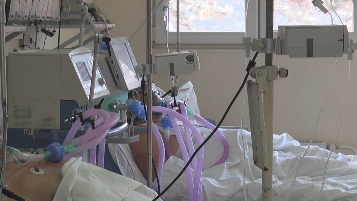  grcka atina bolnica preminuo pacijent iskljucio mu respirator ubistvo 