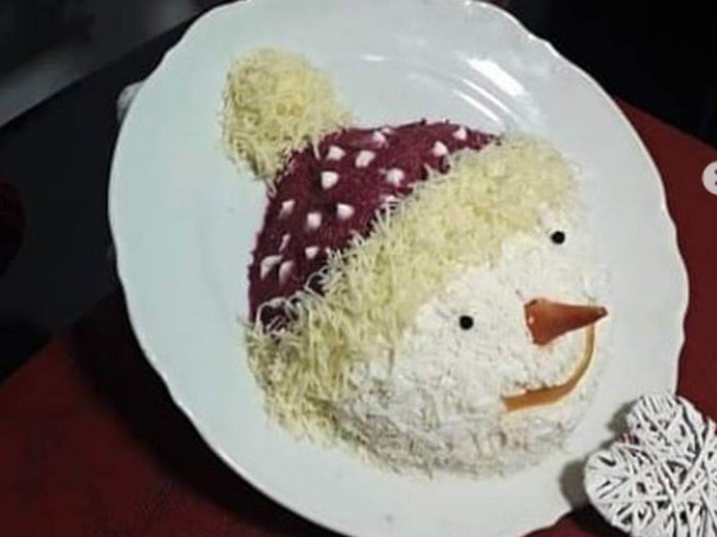  zimska salata od piletine dekorativna jela postupak pripreme recepti foto 