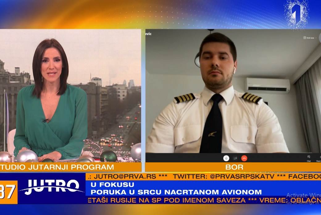  montenegro airlines crna gora montenegro erlajns pilot nikola pavicevic srce na nebu 